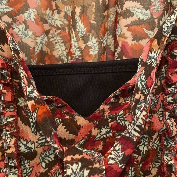 Gloria Vanderbuilt Semi Sheer Top w/ separate Tank. Like New - Picture 5 of 8